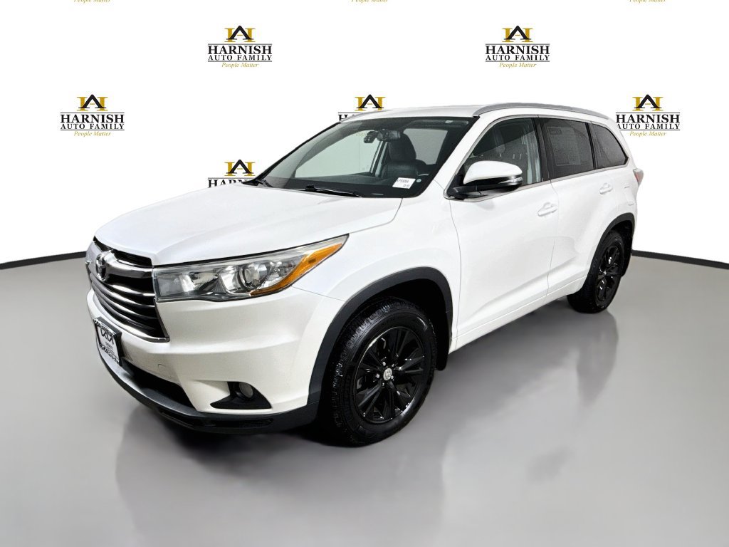Used 2015 Toyota Highlander XLE AWD/4WD image 3