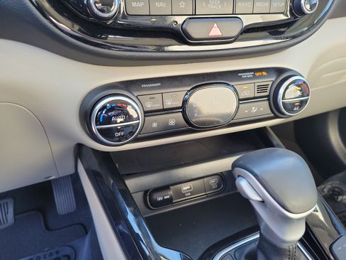 Certified 2024 Kia Soul EX FWD image 23