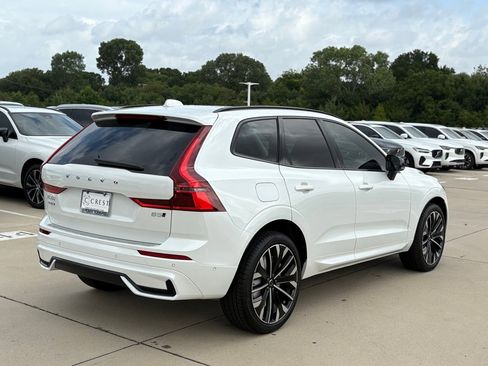 New 2026 Volvo XC60 B5 Ultra w/ Protection Package Premier image 4