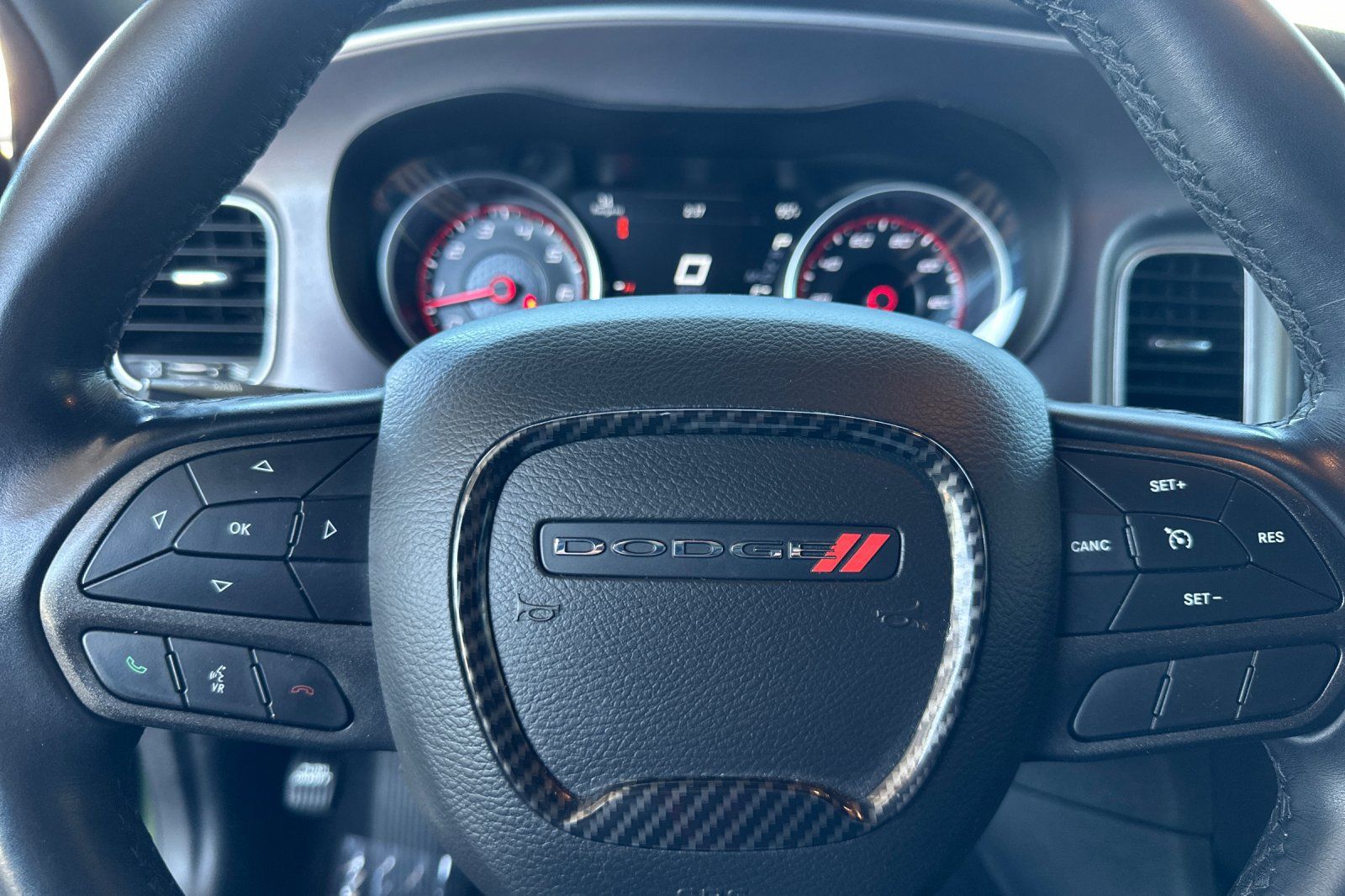 Used 2022 Dodge Charger SXT RWD image 32