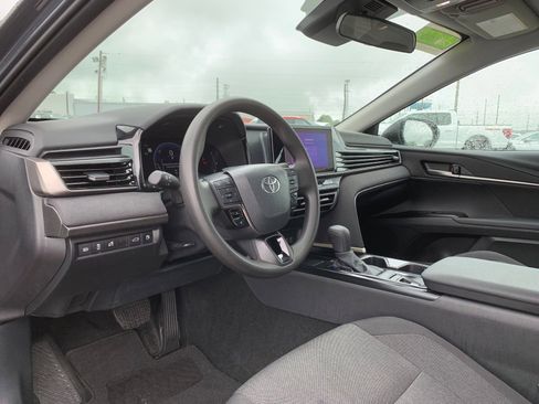 Used 2026 Toyota Camry LE FWD image 9