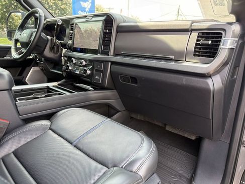 Used 2025 Ford F350 Platinum w/ FX4 Off-Road Package AWD/4WD image 30