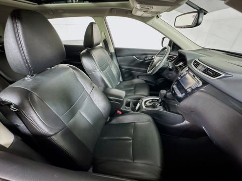 Used 2016 Nissan Rogue SL w/ SL Premium Package AWD/4WD image 28