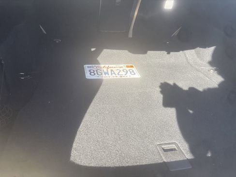 Used 2011 Mercedes-Benz E 350 Luxury w/ Premium 1 Pkg image 29