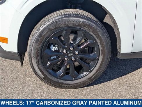 Certified 2024 Ford Maverick XLT w/ XLT Luxury Package image 9