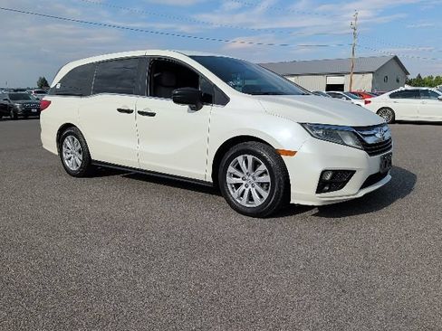 Used 2019 Honda Odyssey LX image 2