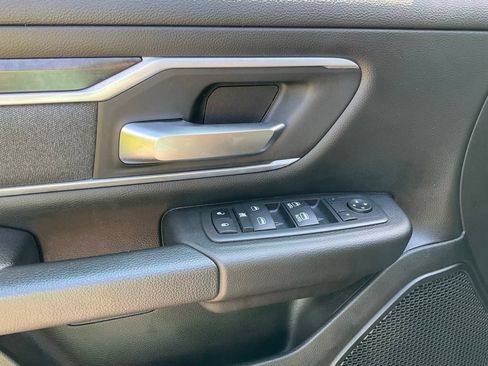 Used 2022 RAM 1500 Big Horn w/ Night Edition AWD/4WD image 17