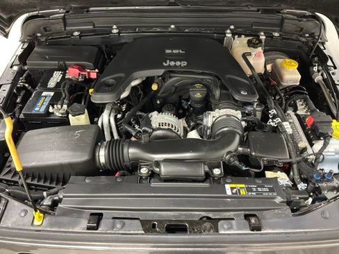 Used 2020 Jeep Wrangler Unlimited Sport S AWD/4WD image 13