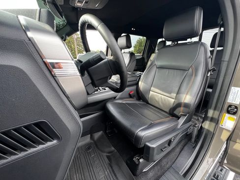 Used 2025 Ford F150 Lariat w/ Equipment Group 501A Mid AWD/4WD image 15