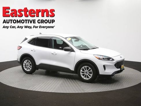 Used 2022 Ford Escape SE FWD image 47