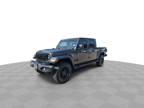 Used 2024 Jeep Gladiator Sport AWD/4WD image 4