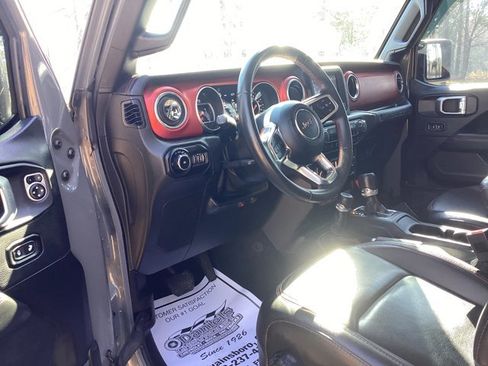 Used 2019 Jeep Wrangler Unlimited Rubicon w/ Safety Group image 9