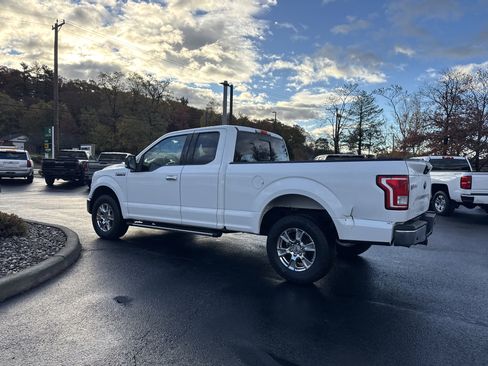 Used 2017 Ford F150 XLT w/ Equipment Group 302A Luxury image 8