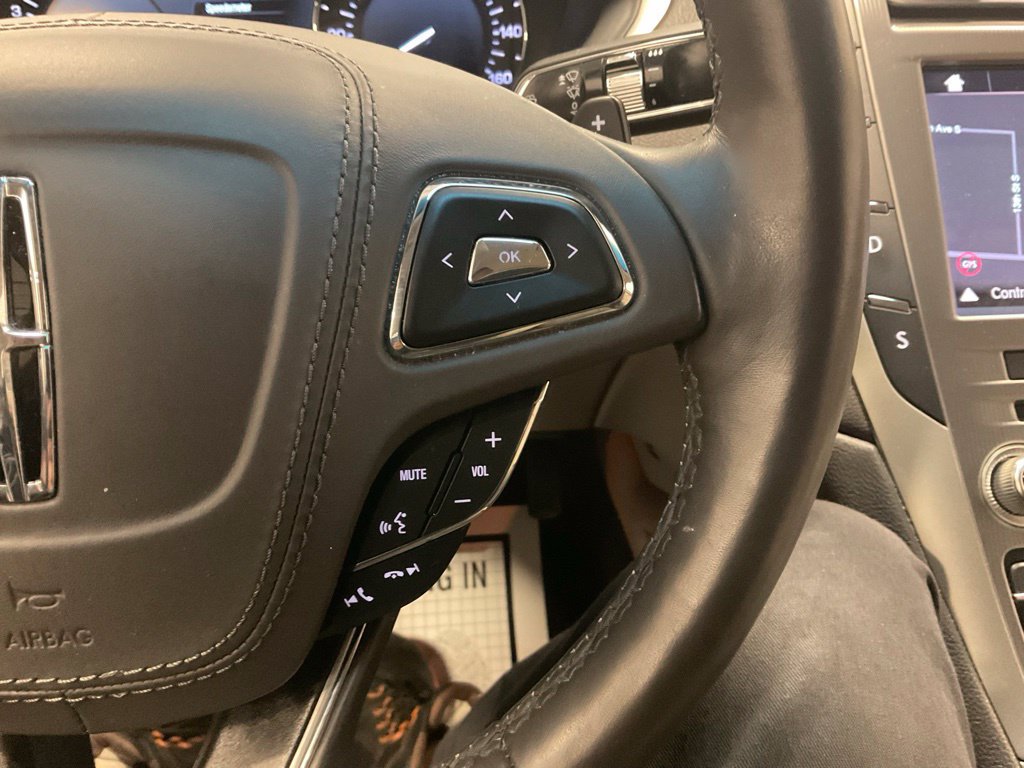 Used 2019 Lincoln MKZ Reserve FWD image 21
