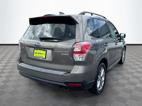 Used 2017 Subaru Forester 2.5i Touring w/ Popular Package #2 AWD/4WD image 4