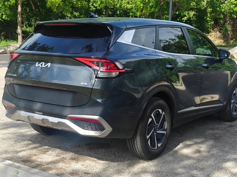 Used 2023 Kia Sportage LX FWD image 4