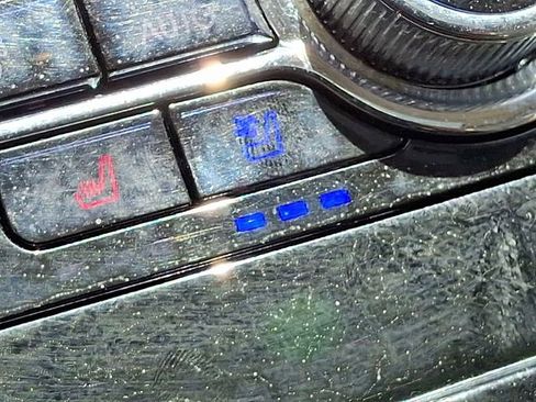 Used 2021 Lincoln Corsair AWD w/ Premium Package image 29