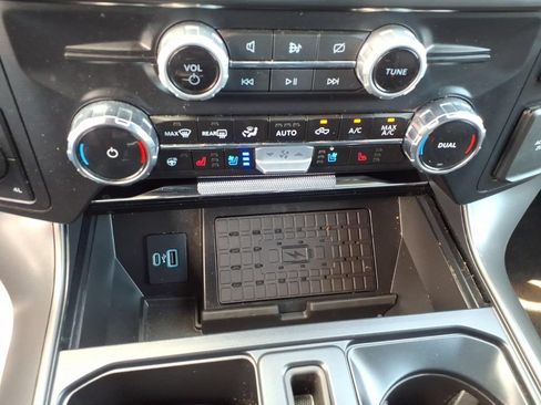Used 2024 Ford F150 Lariat w/ Equipment Group 502A High AWD/4WD image 30