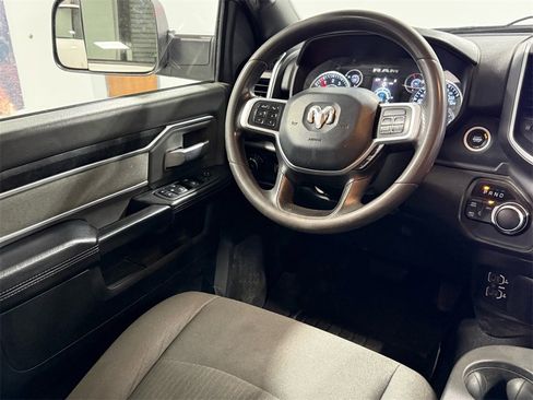 Used 2022 RAM 2500 Big Horn image 11