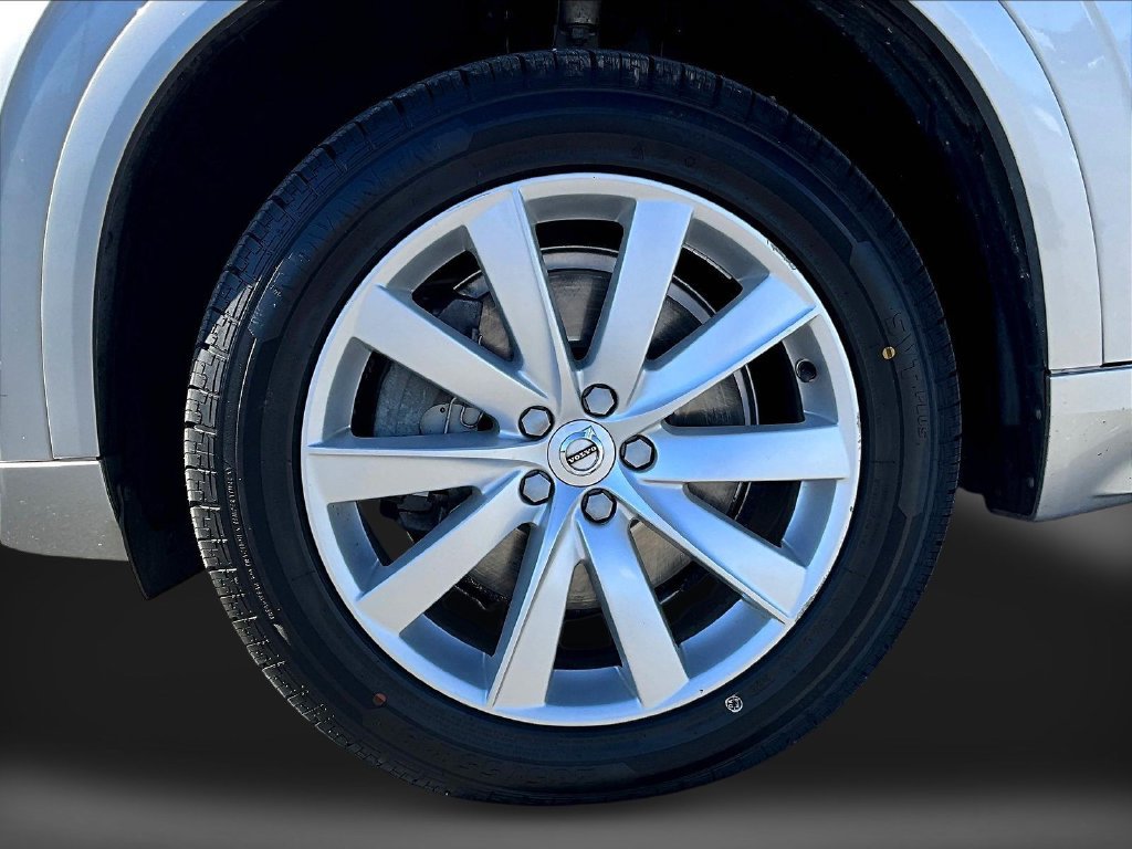 Used 2019 Volvo XC90 T6 Momentum AWD/4WD image 36