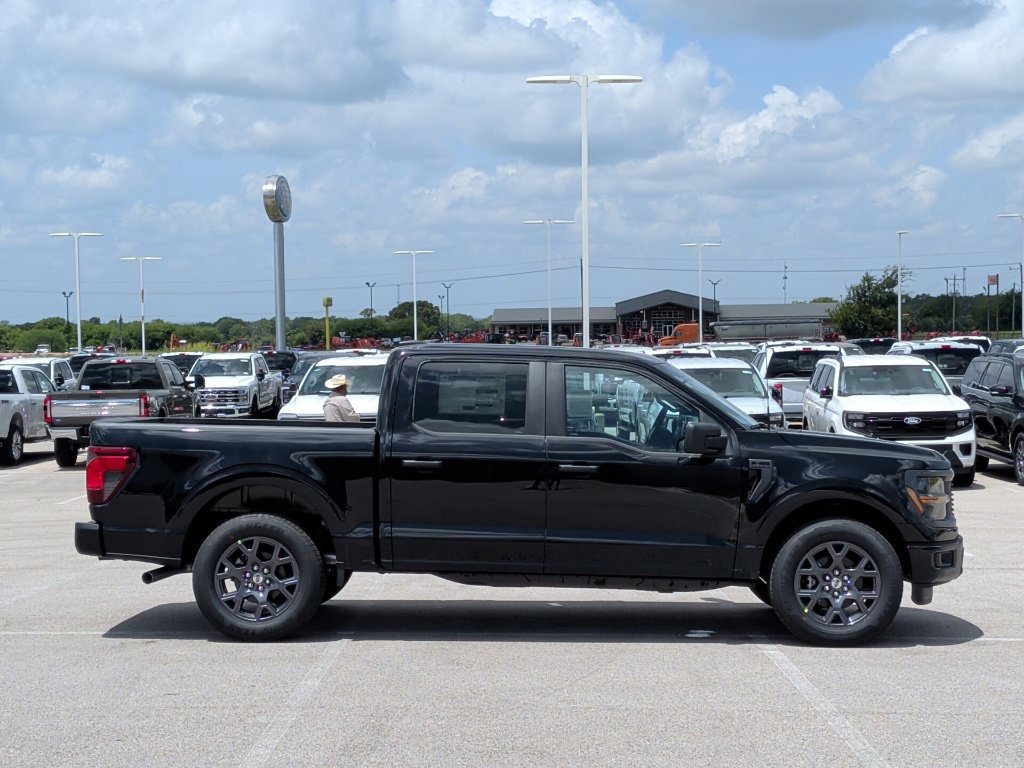 New 2026 Ford F150 STX w/ Equipment Group 200A RWD image 9