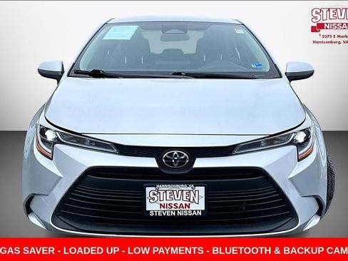 Used 2024 Toyota Corolla LE image 2