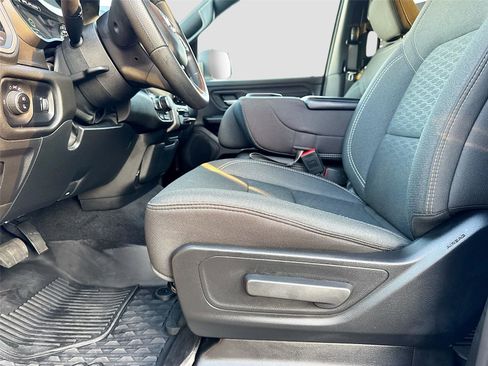 Used 2025 RAM 1500 Classic Warlock image 18
