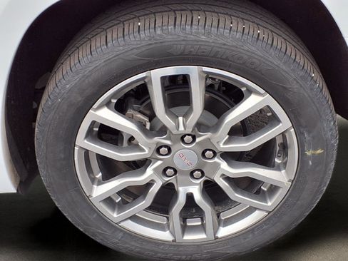 Used 2022 GMC Terrain Denali w/ LPO, Floor Liner Package image 29