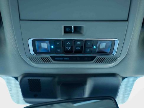 Used 2023 Ford F250 Lariat w/ Lariat Ultimate Package AWD/4WD image 38