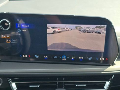 New 2026 Chevrolet Traverse LT image 20