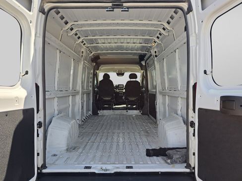 Used 2025 RAM ProMaster 2500 FWD image 51