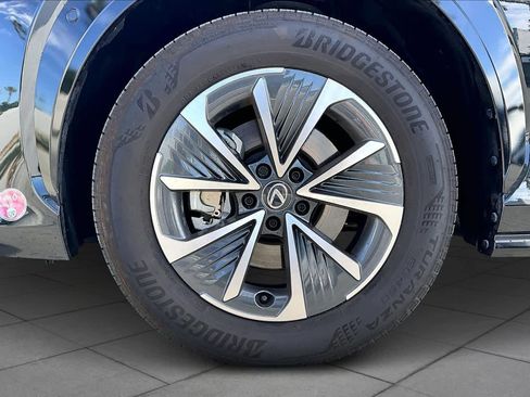 Used 2024 Lexus RZ 300e Premium image 10