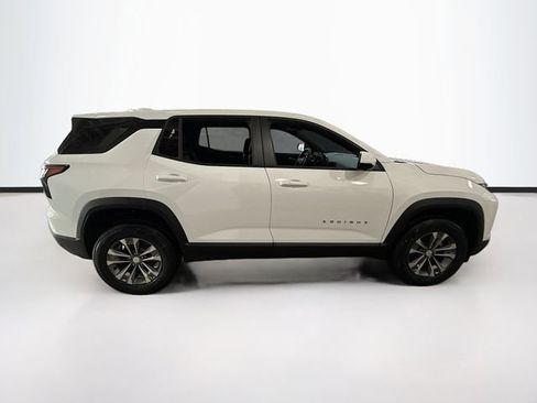 New 2026 Chevrolet Equinox LT w/ Safety and Technology Package FWD image 5