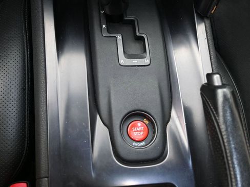 Used 2012 Nissan GT-R Premium image 30