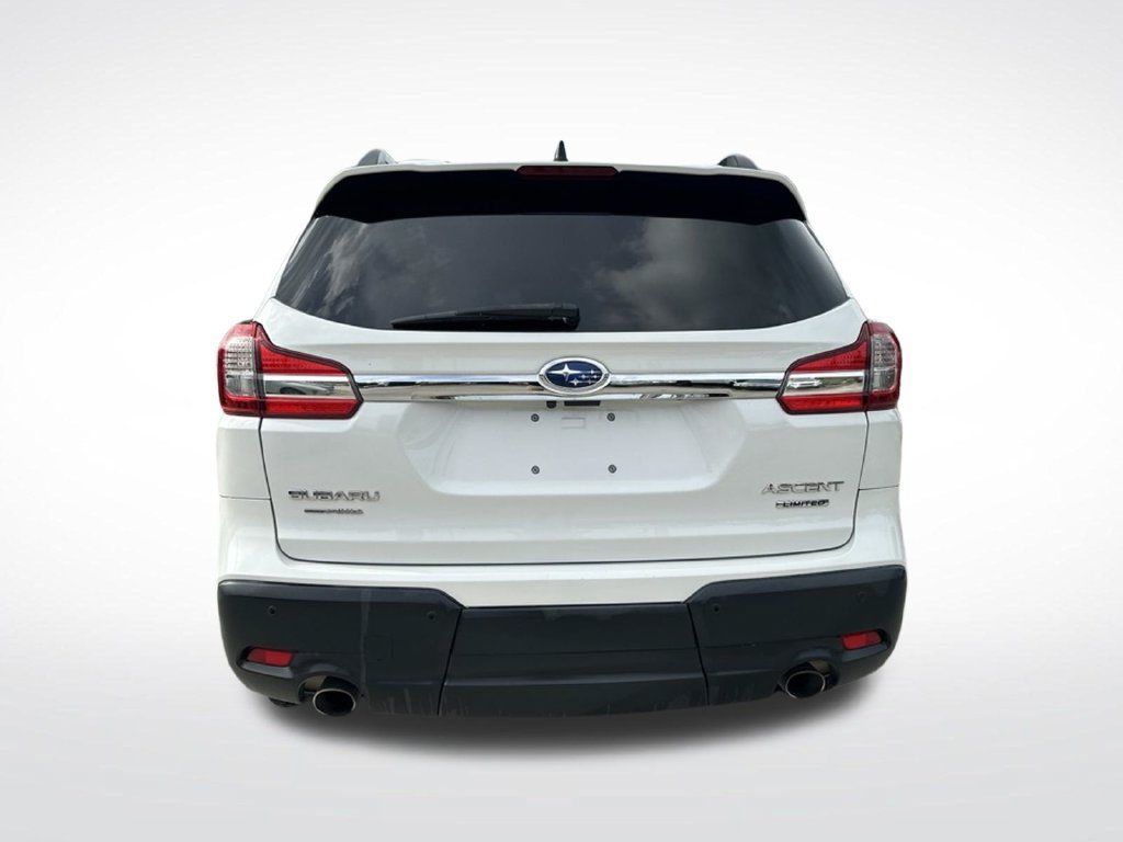 Used 2022 Subaru Ascent Limited AWD/4WD image 9