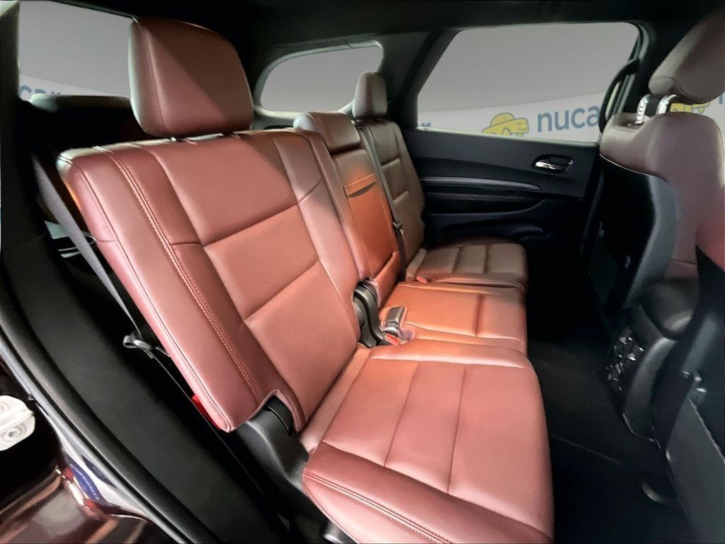 Used 2025 Dodge Durango GT AWD/4WD image 16