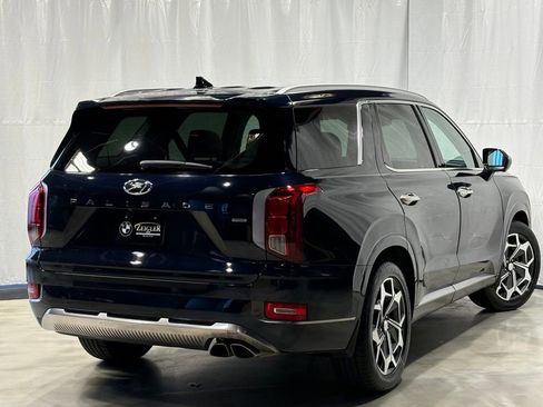 Used 2022 Hyundai Palisade Calligraphy image 6