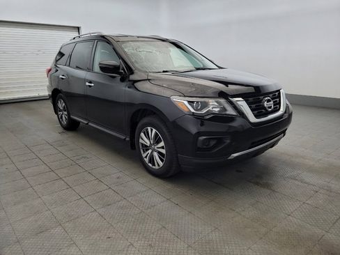 Used 2018 Nissan Pathfinder S AWD/4WD image 13