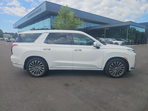 Used 2025 Hyundai Palisade Calligraphy AWD/4WD image 4
