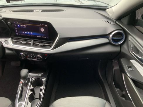 Used 2026 Chevrolet Trax LT w/ Driver Confidence Package FWD image 50