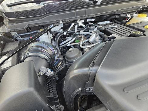 New 2026 RAM 2500 Limited AWD/4WD image 21