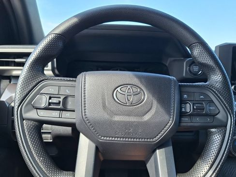 Used 2026 Toyota Tacoma SR5 RWD image 17