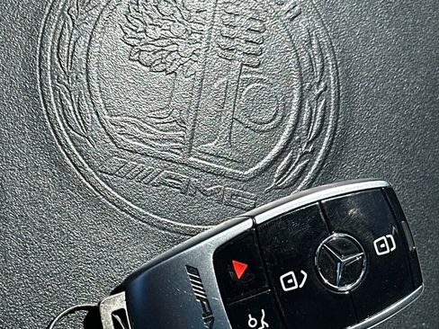 Used 2019 Mercedes-Benz S 63 AMG S 4MATIC Sedan w/ Warmth & Comfort Package image 48