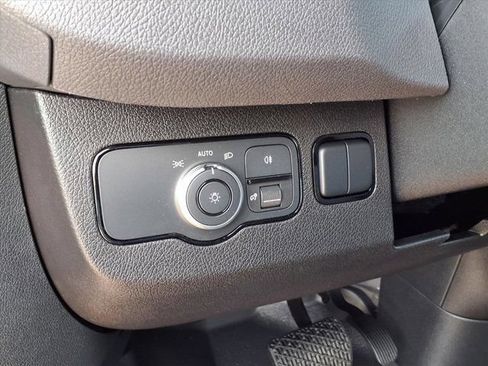 New 2026 Mercedes-Benz Sprinter 2500 image 13