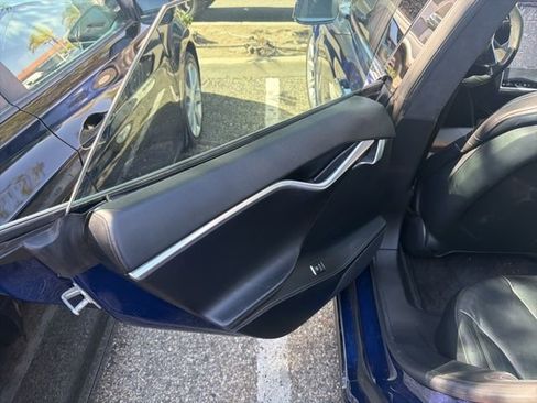 Used 2016 Tesla Model S RWD image 13