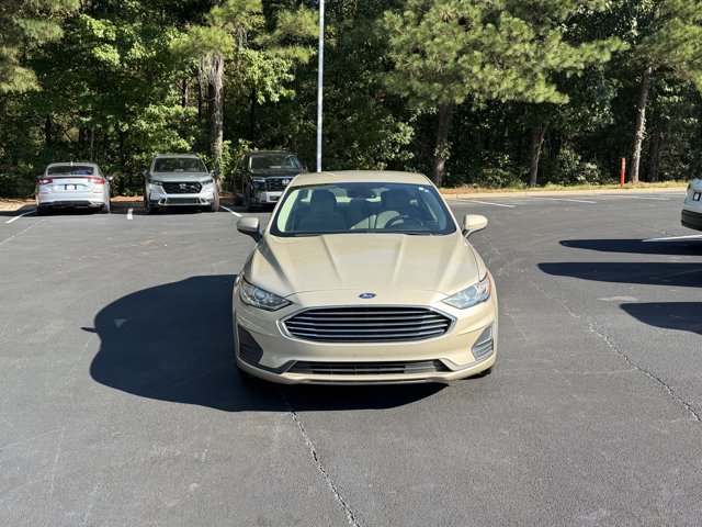 Used 2019 Ford Fusion SE FWD image 2