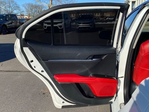Used 2023 Toyota Camry XSE image 28