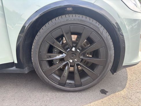 Used 2022 Tesla Model X AWD/4WD image 13
