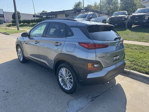 Used 2021 Hyundai Kona SEL AWD/4WD image 3