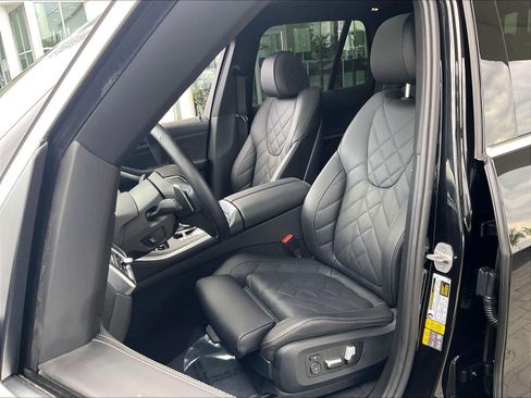 Used 2024 BMW X5 xDrive50e w/ Parking Assistance Package AWD/4WD image 27